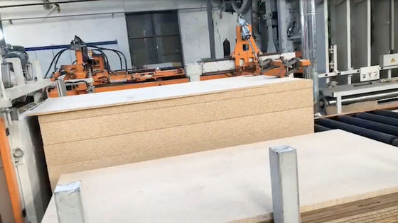 4X9 Pressa a caldo per cartoni artificiali a ciclo breve